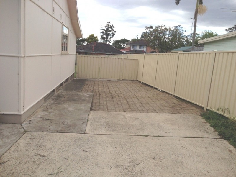 104 Richmond Road, Cambridge Park NSW 2747