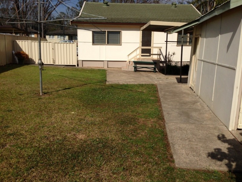 104 Richmond Road, Cambridge Park NSW 2747