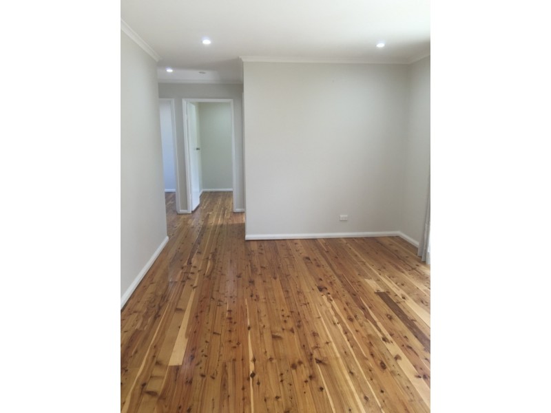 7 Lowanna Drive, South Penrith NSW 2750