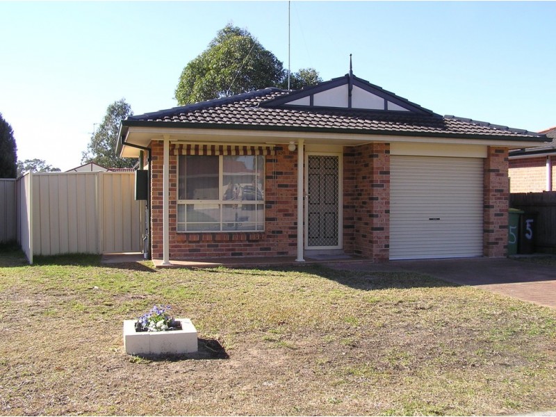 102B Sunflower Drive, Claremont Meadows NSW 2747