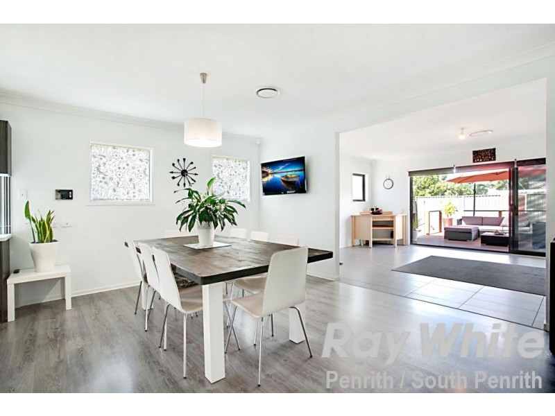 2 Iluka Road, Claremont Meadows NSW 2747