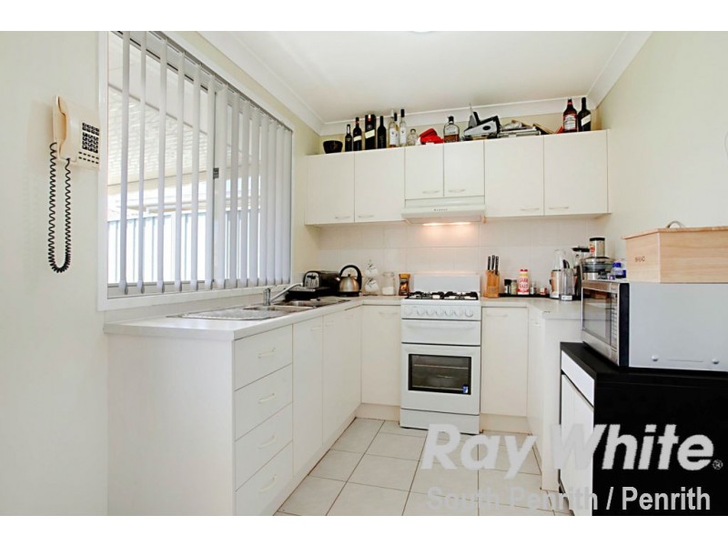 4 Wolara Avenue, Glenmore Park NSW 2745