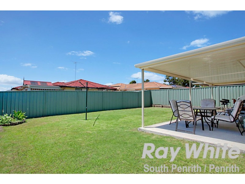 4 Wolara Avenue, Glenmore Park NSW 2745