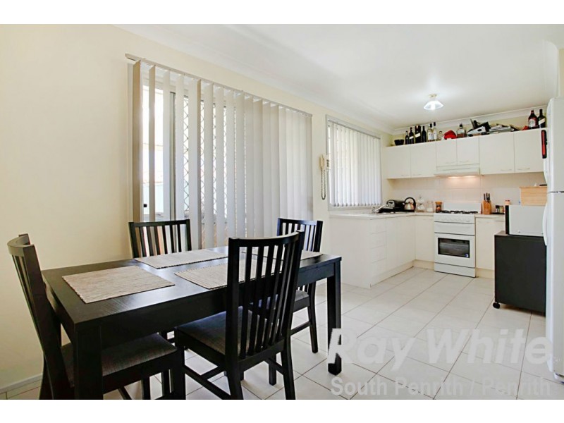 4 Wolara Avenue, Glenmore Park NSW 2745