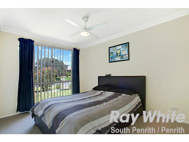4 Wolara Avenue, Glenmore Park NSW 2745