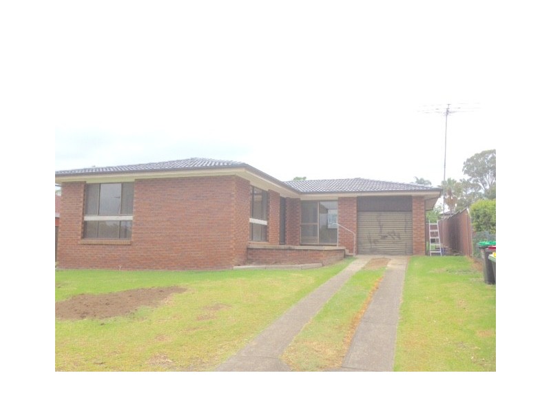 8 Ravenglass Place, Cranebrook NSW 2749
