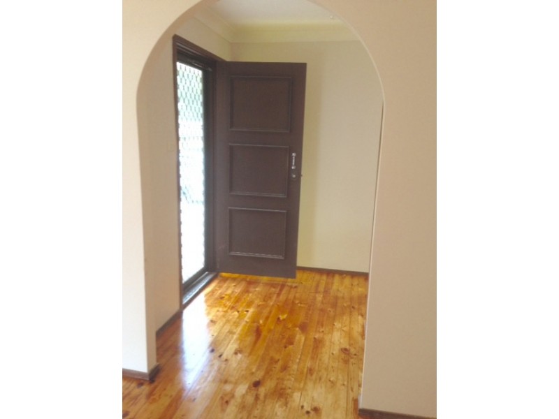 8 Ravenglass Place, Cranebrook NSW 2749