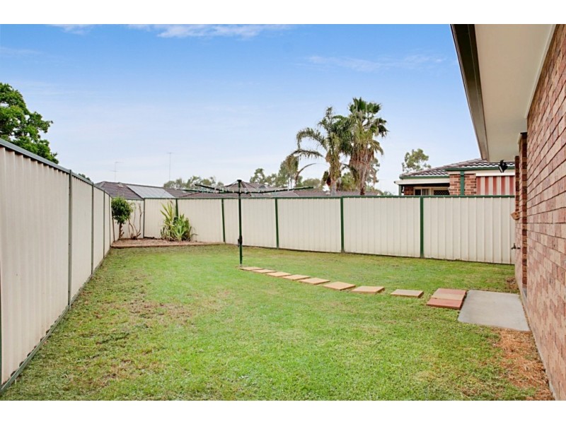 1/114 Sunflower Drive, Claremont Meadows NSW 2747