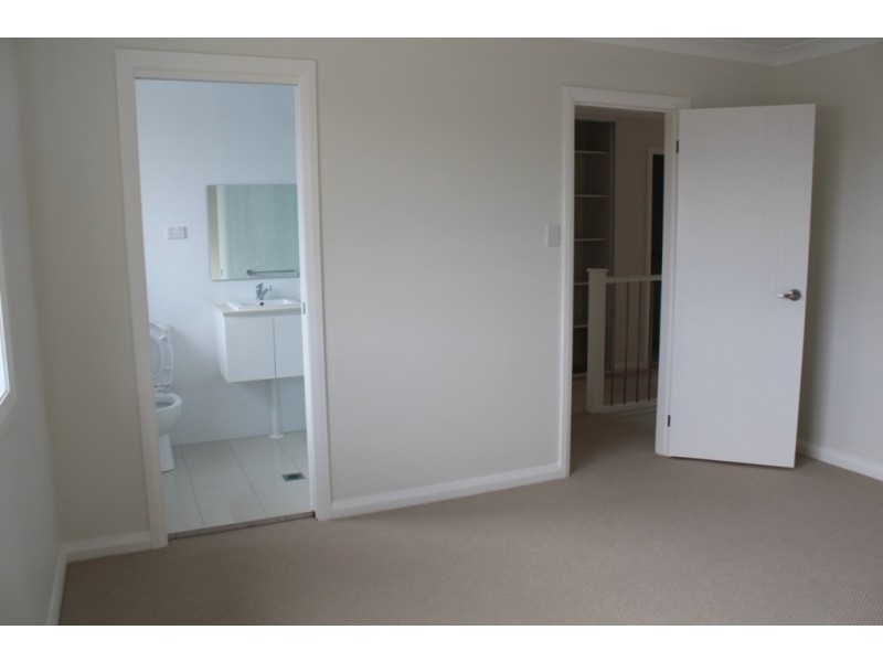 2/40 First Street, Kingswood NSW 2747