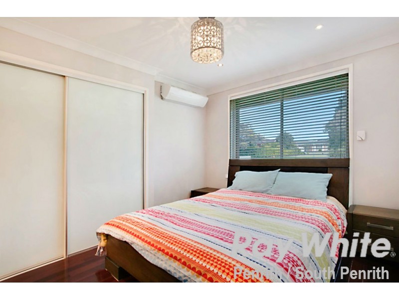 15 Paganini Cresent, Claremont Meadows NSW 2747