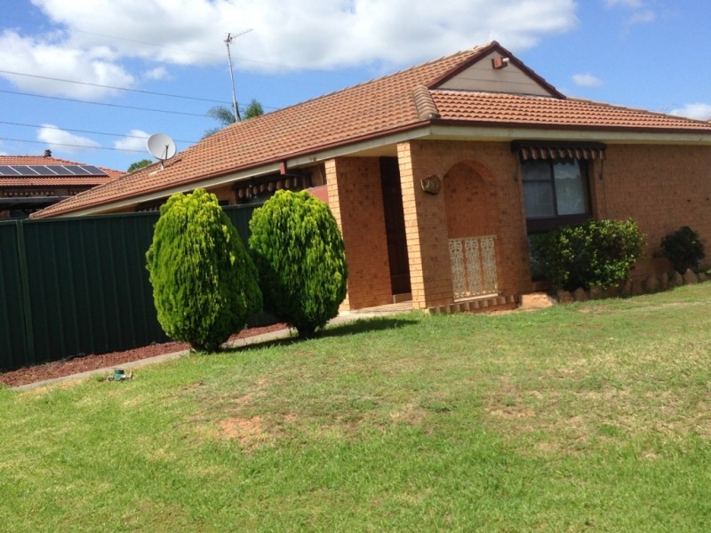 57 Corio Drive, St Clair NSW 2759