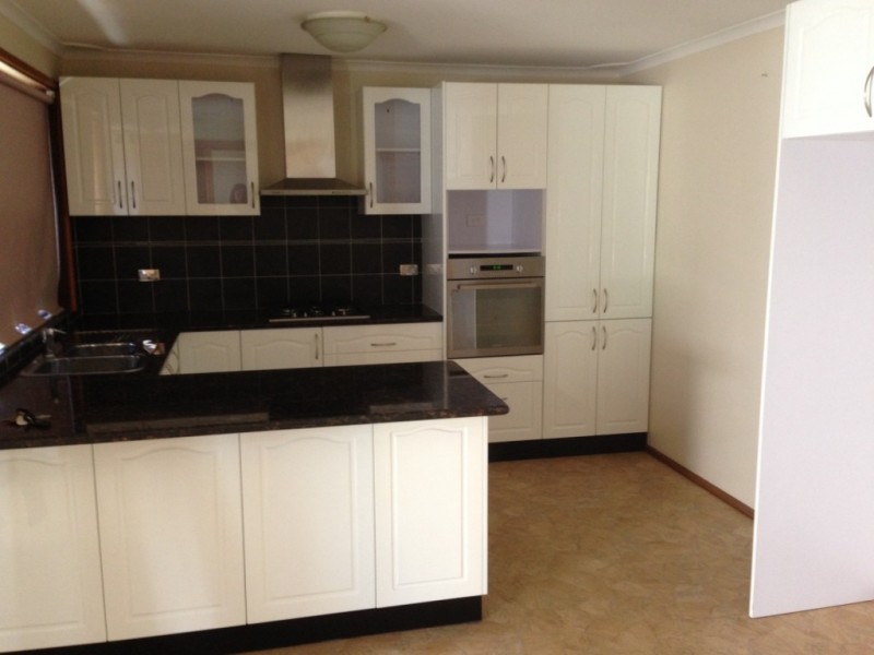 57 Corio Drive, St Clair NSW 2759