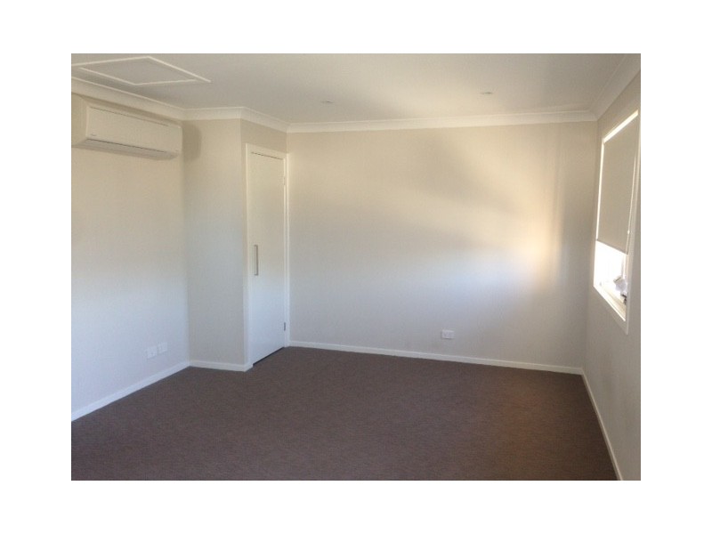 12B Sydney Smith Drive, Penrith NSW 2750