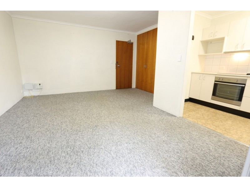 2F/9-19 York Road, Jamisontown NSW 2750