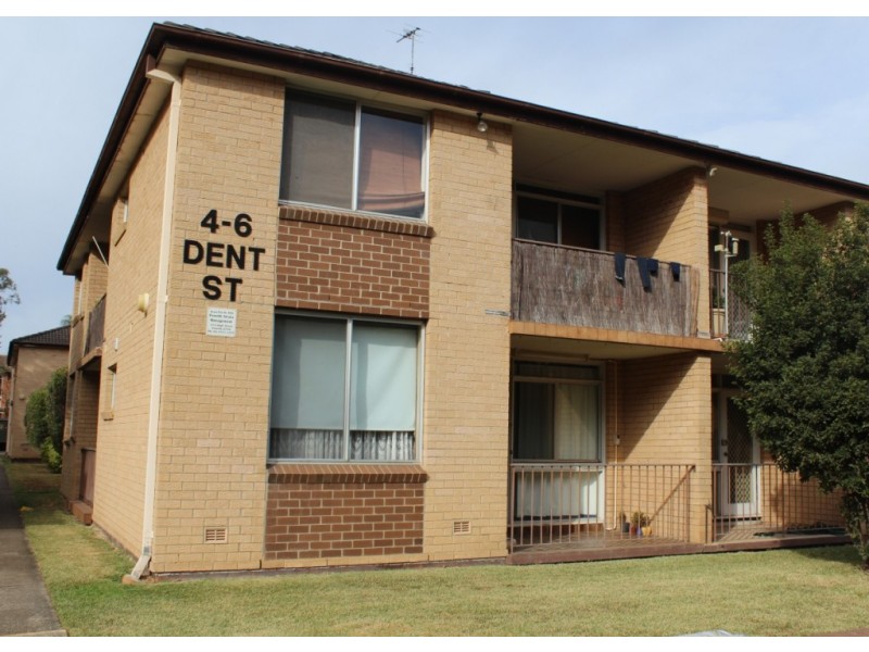 1/4-6 Dent Street, Jamisontown NSW 2750