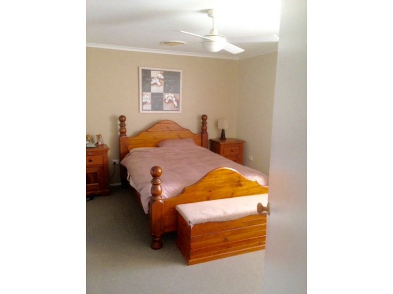 8 Ottawa Close, Cranebrook NSW 2749