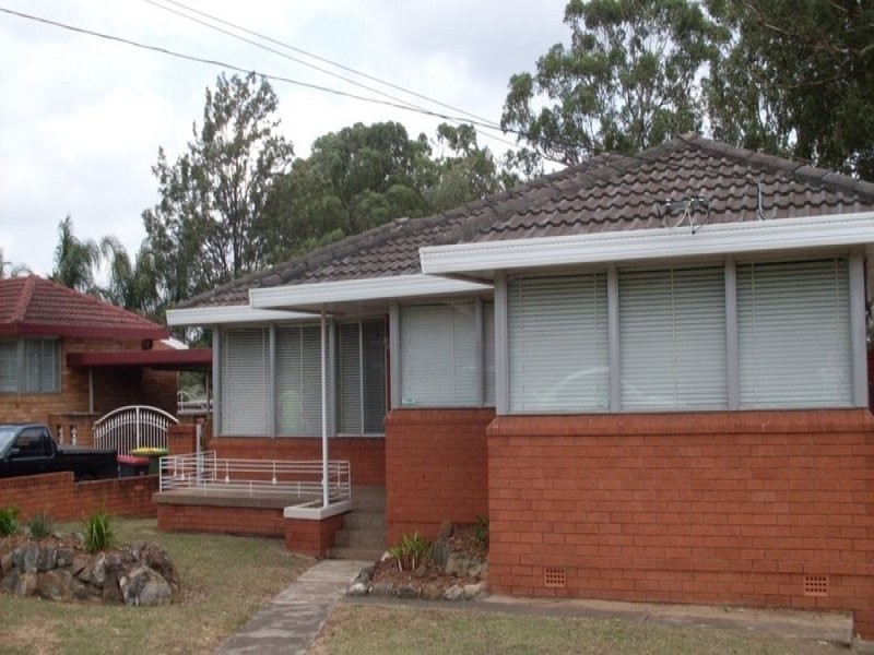44 Rugby Street, Cambridge Park NSW 2747