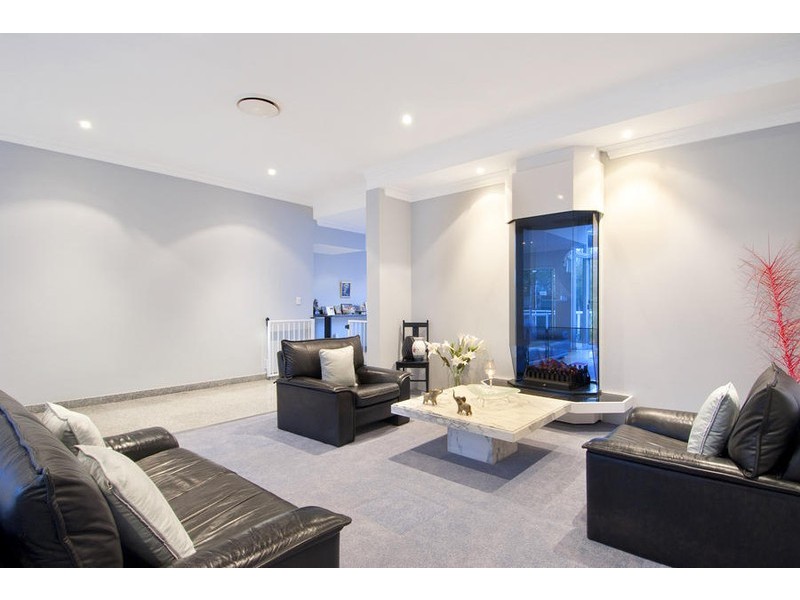 11  Whitfield Parade, Hurstville Grove NSW 2220