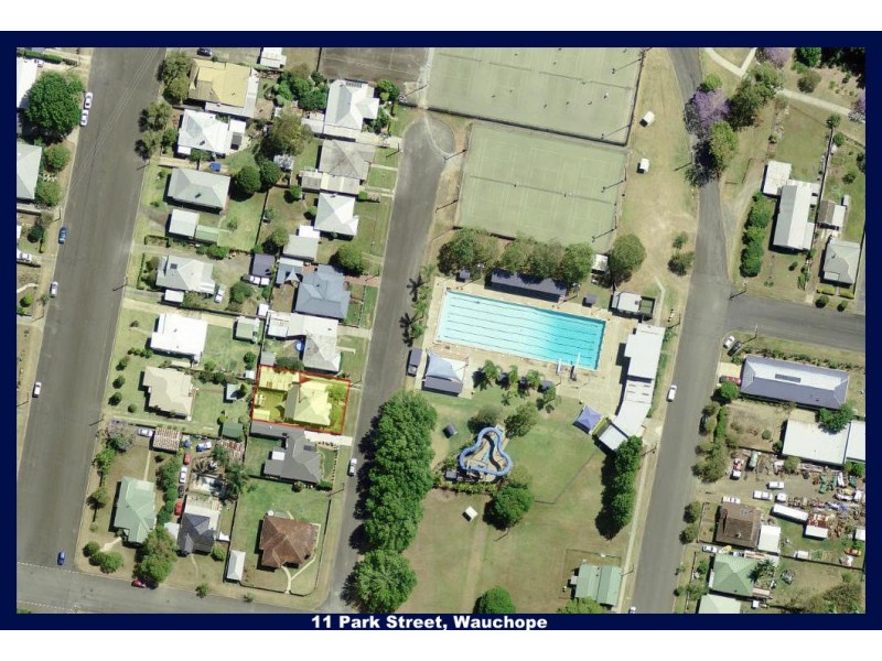 11 Park Street, Wauchope NSW 2446