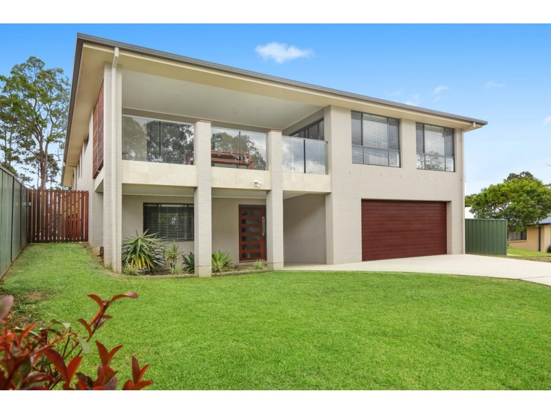 33 Riverbreeze Drive, Wauchope NSW 2446