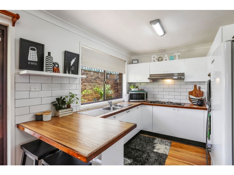 6 Burrawan Drive, Wauchope NSW 2446