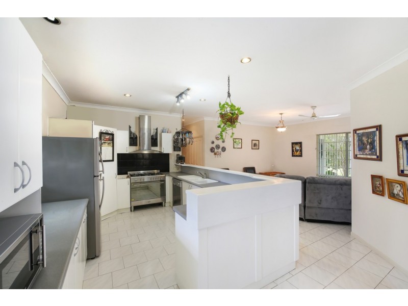 299 Sarahs Crescent, King Creek NSW 2446