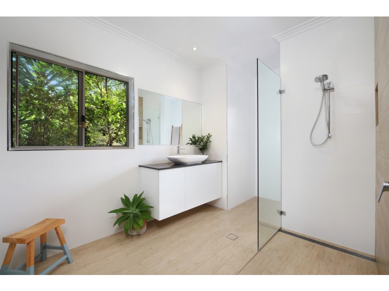 11 Eric Drive, King Creek NSW 2446