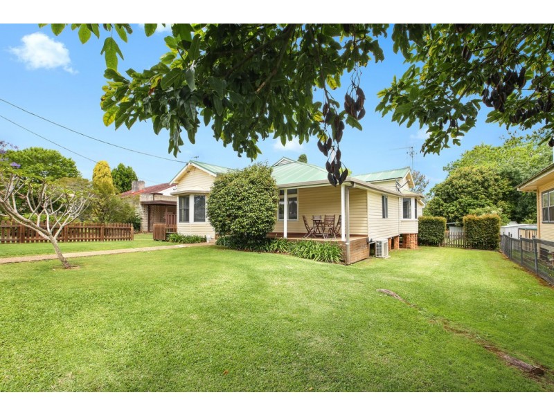 11 Graham Street, Wauchope NSW 2446