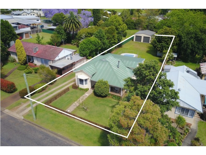 11 Graham Street, Wauchope NSW 2446