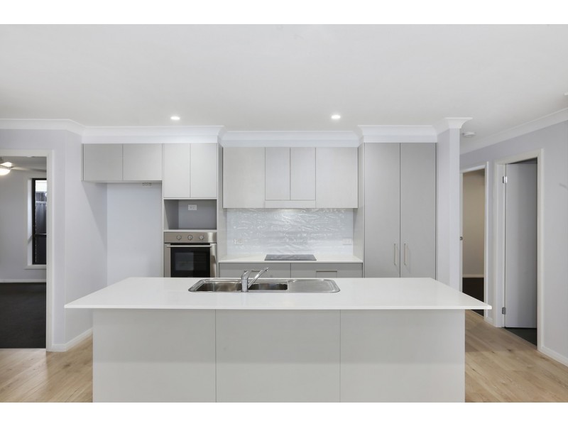 1 Lemongrass Circuit, Wauchope NSW 2446