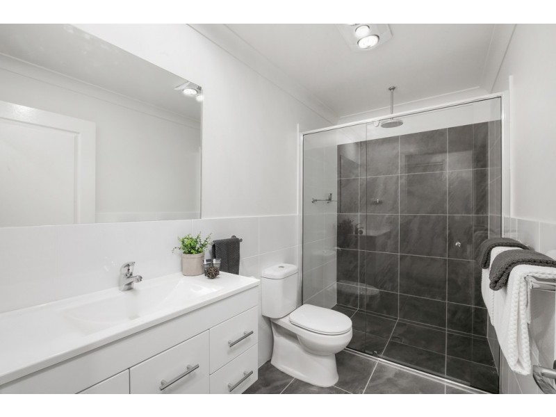 2 Tarragon Drive, Wauchope NSW 2446