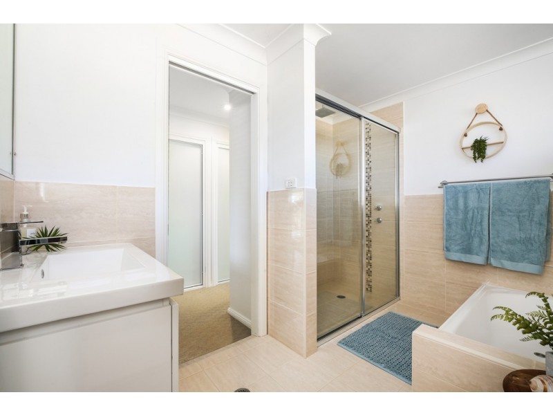 5 Bob Stanton Close, Wauchope NSW 2446