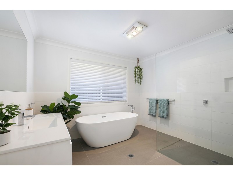 24 Rosemary Avenue, Wauchope NSW 2446