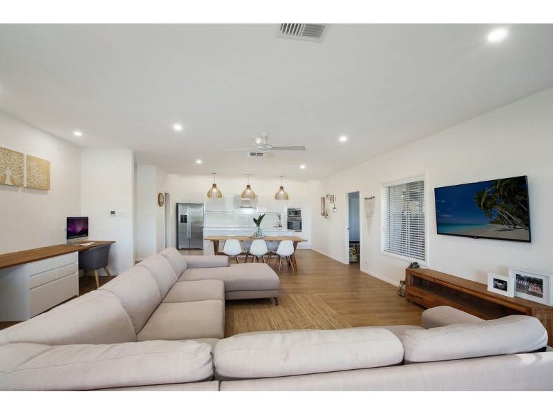 16 Brenchley Circuit, Wauchope NSW 2446