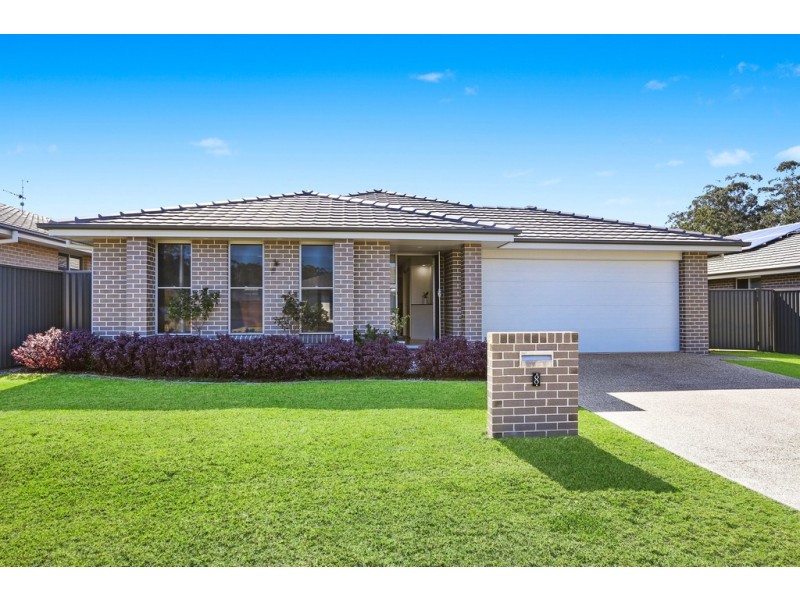 8 Rosemary Avenue, Wauchope NSW 2446