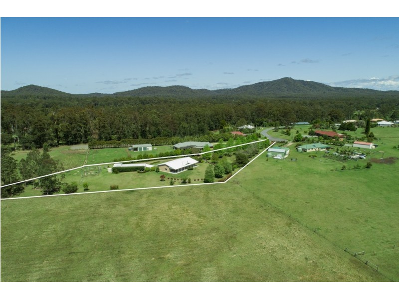 52 Berowra Place, King Creek NSW 2446