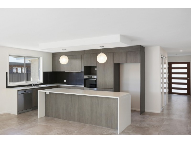 8 Tarragon Drive, Wauchope NSW 2446