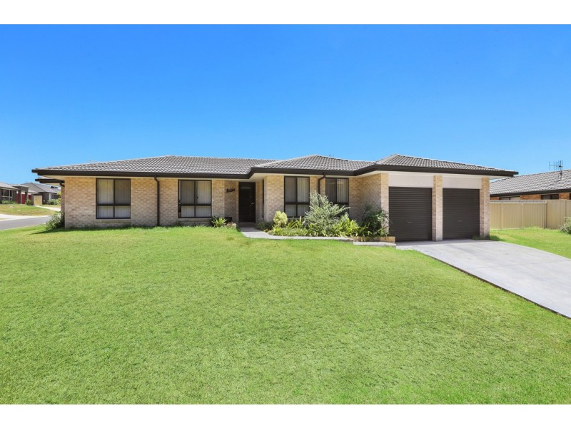 12 Bushman Drive, Wauchope NSW 2446