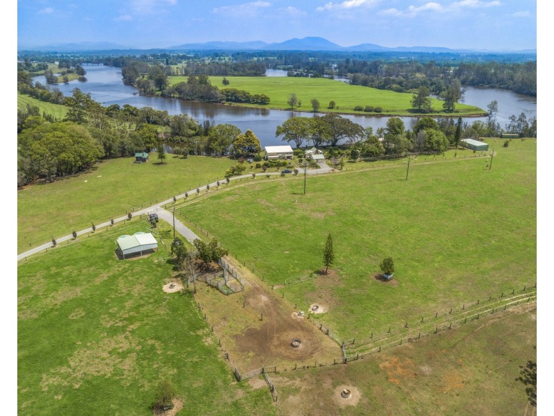 1716 Oxley Highway, Sancrox NSW 2446