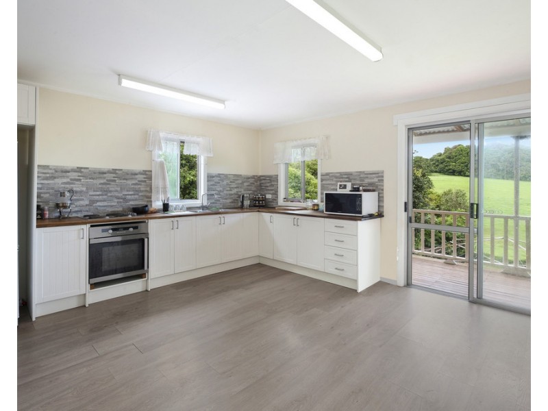 33 Main Street, Comboyne NSW 2429