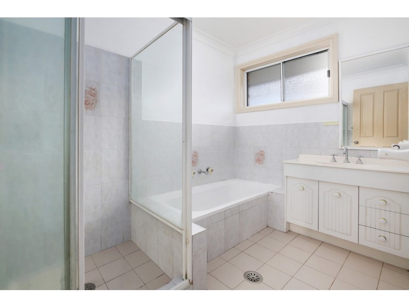 4 Yarrat Place, Wauchope NSW 2446