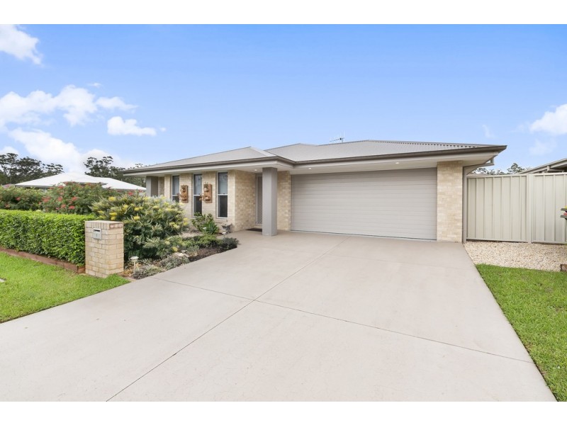 8 Glenview Drive, Wauchope NSW 2446