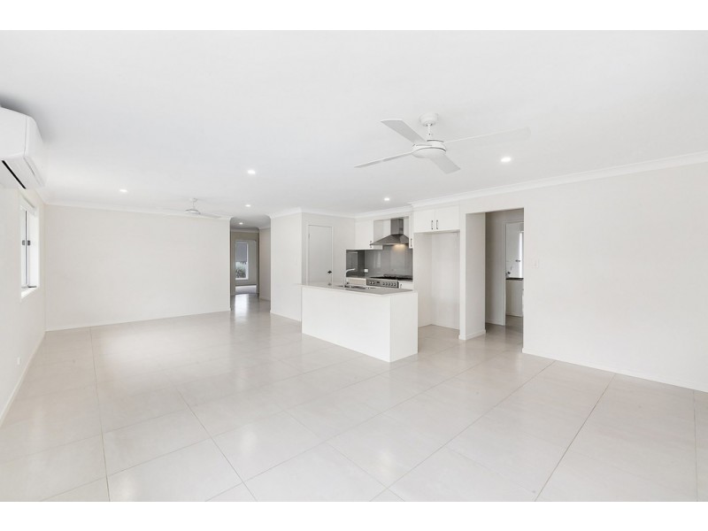 8 Glenview Drive, Wauchope NSW 2446