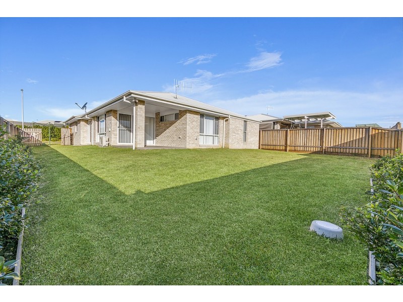 13 Whiting Way, Lake Cathie NSW 2445