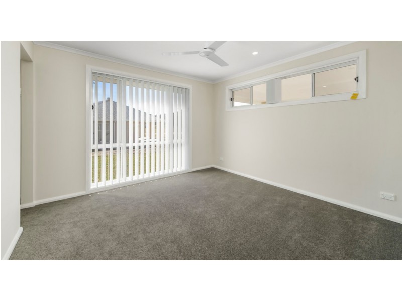 13 Whiting Way, Lake Cathie NSW 2445