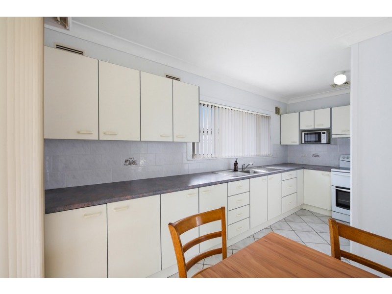 8 Thatcher Street, Wauchope NSW 2446