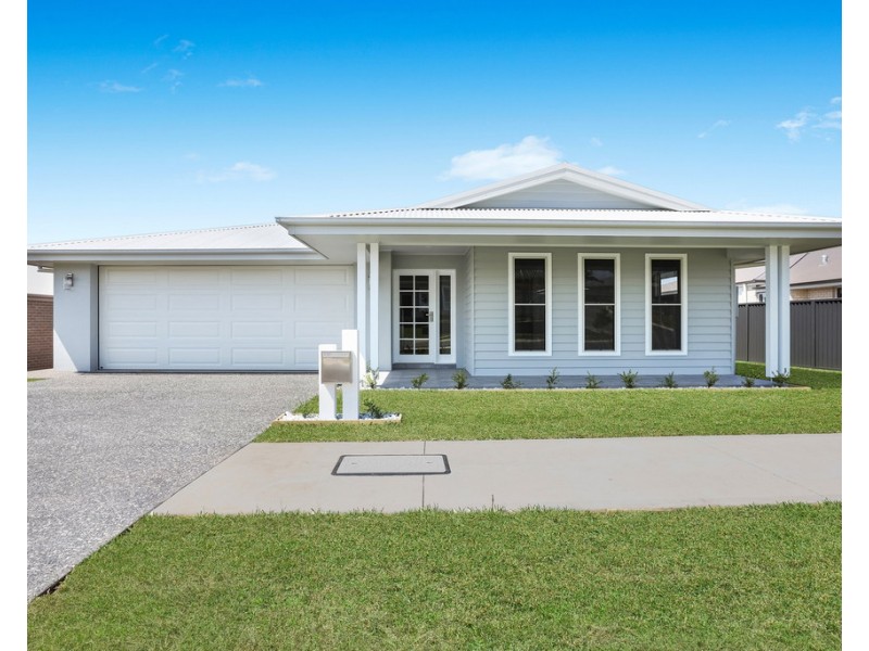10 Scott Street, Thrumster NSW 2444