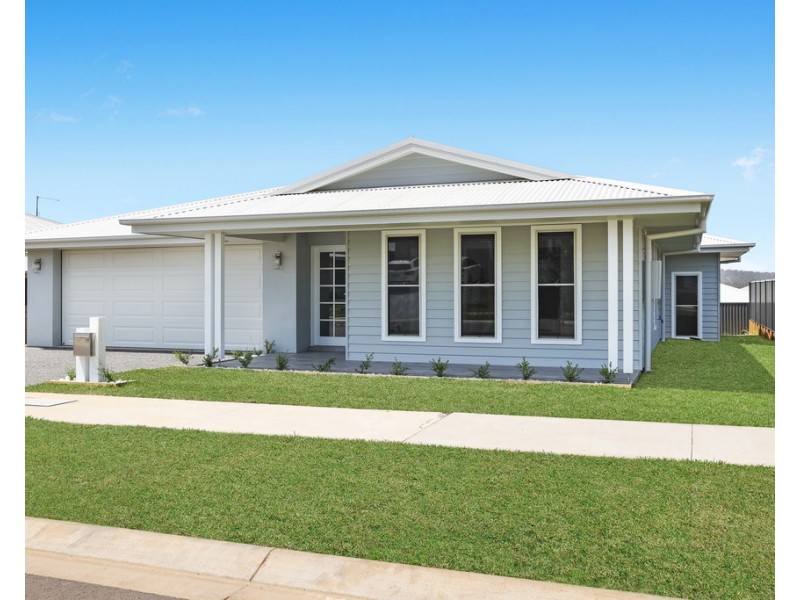 10 Scott Street, Thrumster NSW 2444