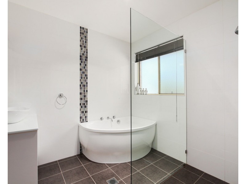 57 Tall Timber Road, Lake Innes NSW 2446