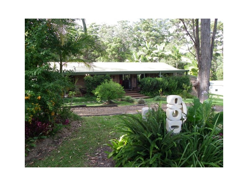 12 Warrew Crescent, King Creek NSW 2446